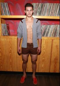 Parke+Ronen+Resort+2014+Presentation+3X7nkDPZRstx.jpg