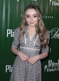 Sabrina-Carpenter--Peter-Pan-And-Tinker-Bell-A-Pirates-Christmas-Opening-Night--04.jpg