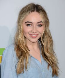 sabrina-carpenter-we-day-california-2016-in-inglewood-2.jpg