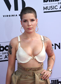 Halsey_056.jpg