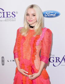 Dove-Cameron_PicturePub-006.jpg