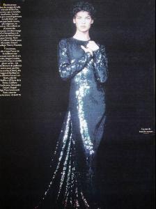 Linda_Marie_Claire___Dec_1989_byPaolo_Roversi_LJ__ru_glam4.jpg