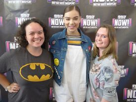 hailee-steinfeld-meet-greet-at-cream-san-jose-7-18-2016-11.jpg