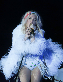 Kesha_Indio070916_05.jpg