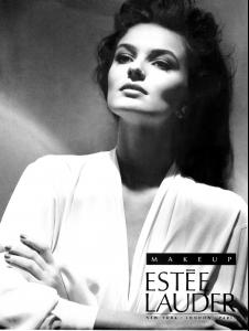 Estee_Lauder_Makeup_brochure__ebay_.jpg