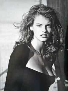 Linda_Evangelista___1988_lindbergh_claire7.jpg