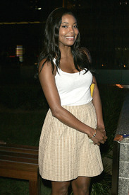 gabrielle_union_leaves_boa_tikipeter_celebritycity_015.JPG