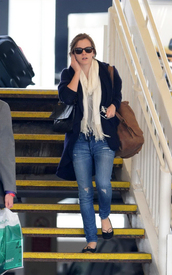 Emma_Watson_-_Out_about_London_-_230812_203.jpg