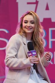 sabrina-carpenter-performs-at-disney-channel-s-fanfest-in-sydney-8-6-2016-1.jpg