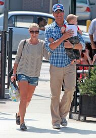 CU-Ali Larter and family leaving Hugo's in West Hollywood-03.jpg