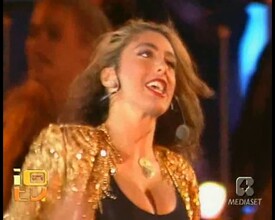 Sabrina Salerno - Yeah Yeah (Live @ Festivalbar - Italia 1 - Italy - 1990).mpg.0006.jpg