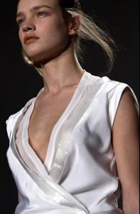 NarcisoRodriguezFW0203.jpg