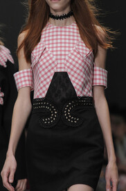 Carven_Spring_2014_Details_Xmc_Oa_LV7tvv.jpg