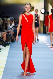 mugler-spring-summer-2016-pfw31Roos.jpg