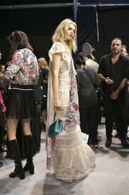 elie-saab-lily.jpg