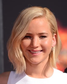 jlaw301015BZNimage129.jpg