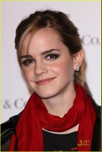 emma_watson_ice_skating_sweet_02.jpg