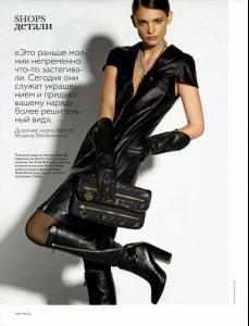 charlbi_Vogue_Russia_November_2008_byMark_Mattock_tfs__achAT3.jpg