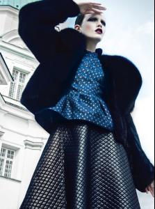 julia-borawska-by-kevin-sinclair-for-vogue-mexico-november-2013-1.jpg