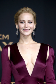 JLaw-Mockingjay2BerlinPremiere03.jpg