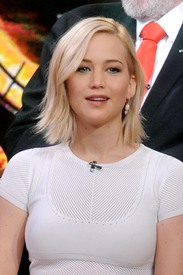 jlaw181115BZNimage17.jpg