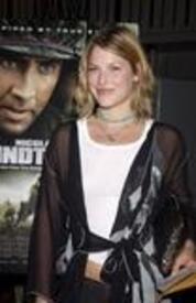 Ali_Larter_NF_2002_06_06_Screening_windtalkers_001.jpg