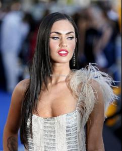 Los_Angeles_Premiere_Of_Transformers4__4_.jpg