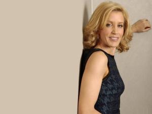 Felicity-Huffman-014-1152x864.jpg