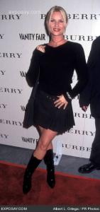 nicolette-sheridan-opening-burberry-benefit-1QvmMx.jpg