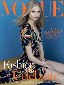 Anna Selezneva-Vogue-Tailandia-2.jpg