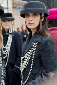 04-kt-chanel-fw16.jpg