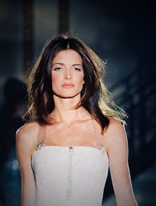 56e43c96d1db9_stephanie-seymour-collecti