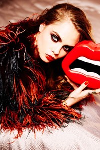 ellenvonunwerthsundaytimesstylecaradelevingne7.jpg