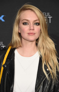 Beautiful+Planet+New+York+Premiere+Arrivals+MggiiFonfc8x.jpg