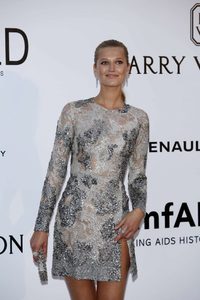 Toni-Garrn--amfARs-23rd-Cinema-Against-AIDS-Gala--11-662x993.jpg