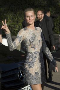 toni-garrn-at-amfar-s-23rd-cinema-against-aids-gala-in-antibes-05-19-2016_2.jpg