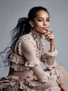 Vogue_US-May_2016-02-Zoe_Kravitz-by-Patrick_Demarchelier.jpg