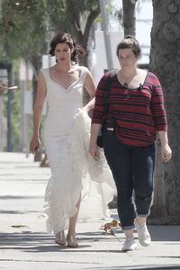 cobie-smulders-literally-right-before-aaron-set-in-los-angeles-6-23-2016-1.jpg