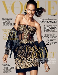 joan-smalls-for-vogue-turkey-december-2012.jpg