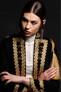 chaqueta-oro (1).jpg