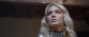 Être ZARA LARSSON12.png