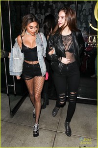 barbara-palvin-chantel-jeffries-dinner-la-gift-quote-05.jpg