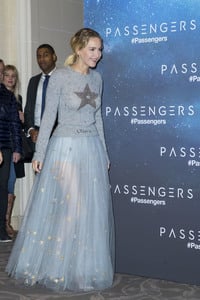 jlaw291116ZNimage26.jpg