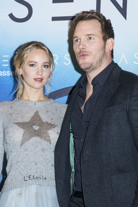 jlaw291116ZNimage38.jpg