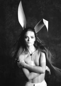 Myrtille Revemont playboy3.jpg