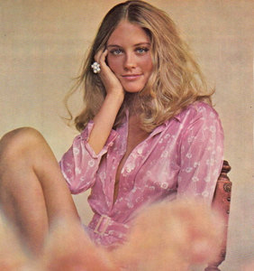 Cybill Shepherd - pink dress.jpg