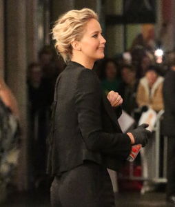 jlaw131216BZNimage83.jpg