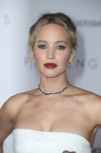 jlaw1516BZNimage17.jpg