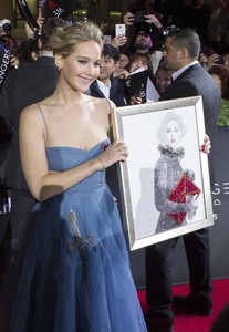 jlaw161216BZNimage1003.jpg