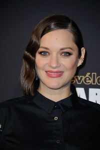 marion-cotillard-revelations-cesars-gala-in-paris-1-16-2017-6.jpg